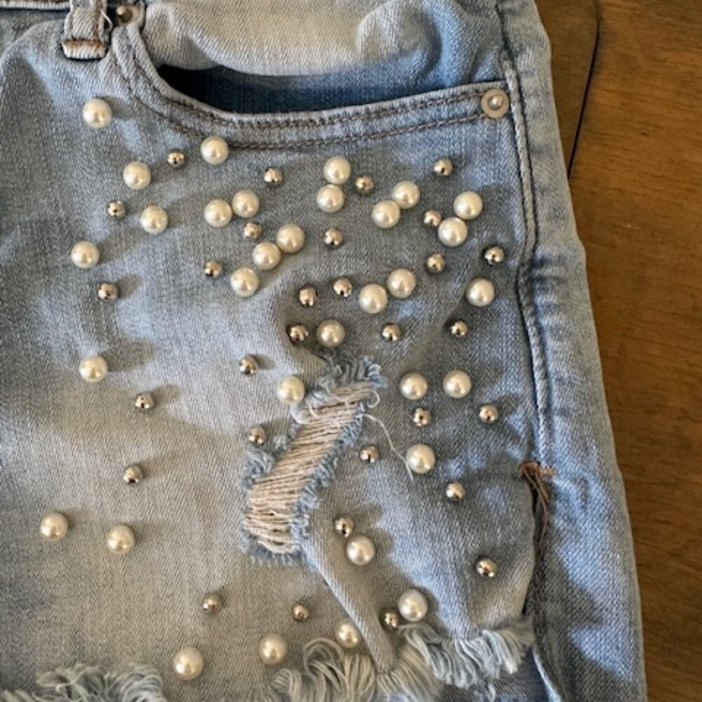Hippie Laundry Pearl Denim Shorts  8455 - Picture 4 of 11